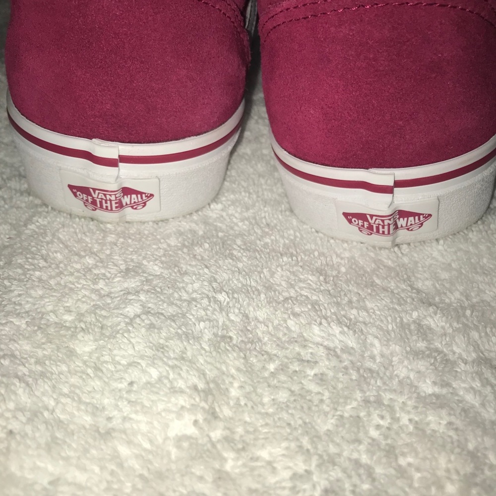 Vans - Picture 8 of 9